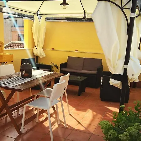 לינה וארוחת בוקר La Terrazza Del Sole